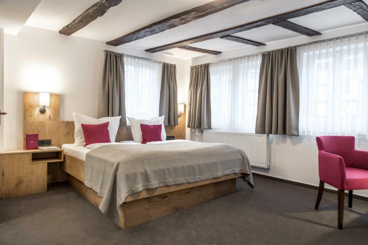Hotel & Restaurant Lamm Mosbach  Exteriör bild